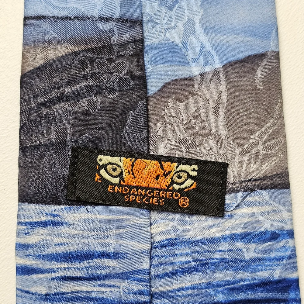 Endangered Species Orca Killer Whale 100% Silk Tie Ocean Novelty Vintage Tie